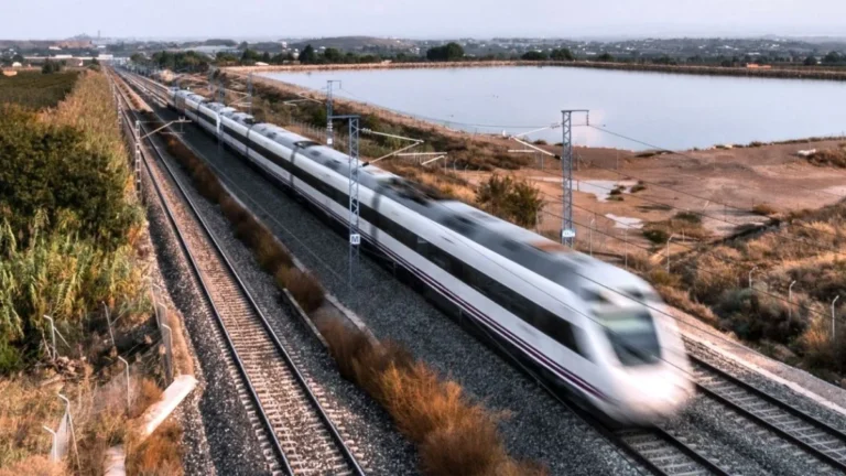 Train à grande vitesse